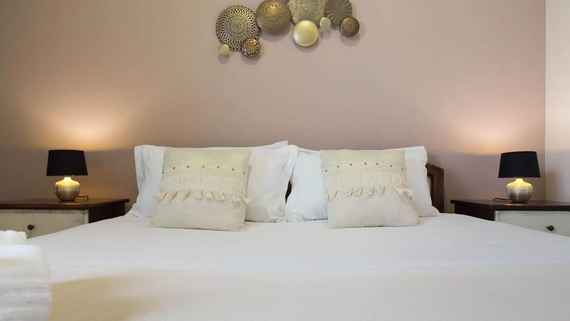 Arcobaleno Rooms Cagliari 2*,