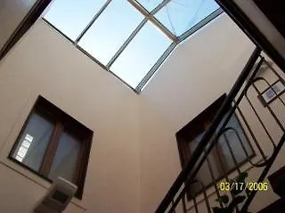 Arcobaleno Rooms Cagliari Guest house